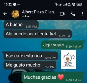 Captura de WhatsApp de Albert Plaza agradeciendo la compra y diciendo que el café ValenTo está rico